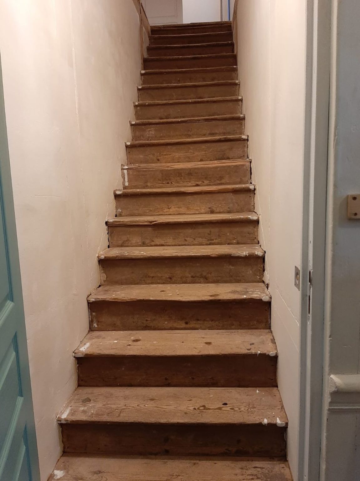 Votre vieil escalier est moche, craque, grince ? Rénovezle par — free download